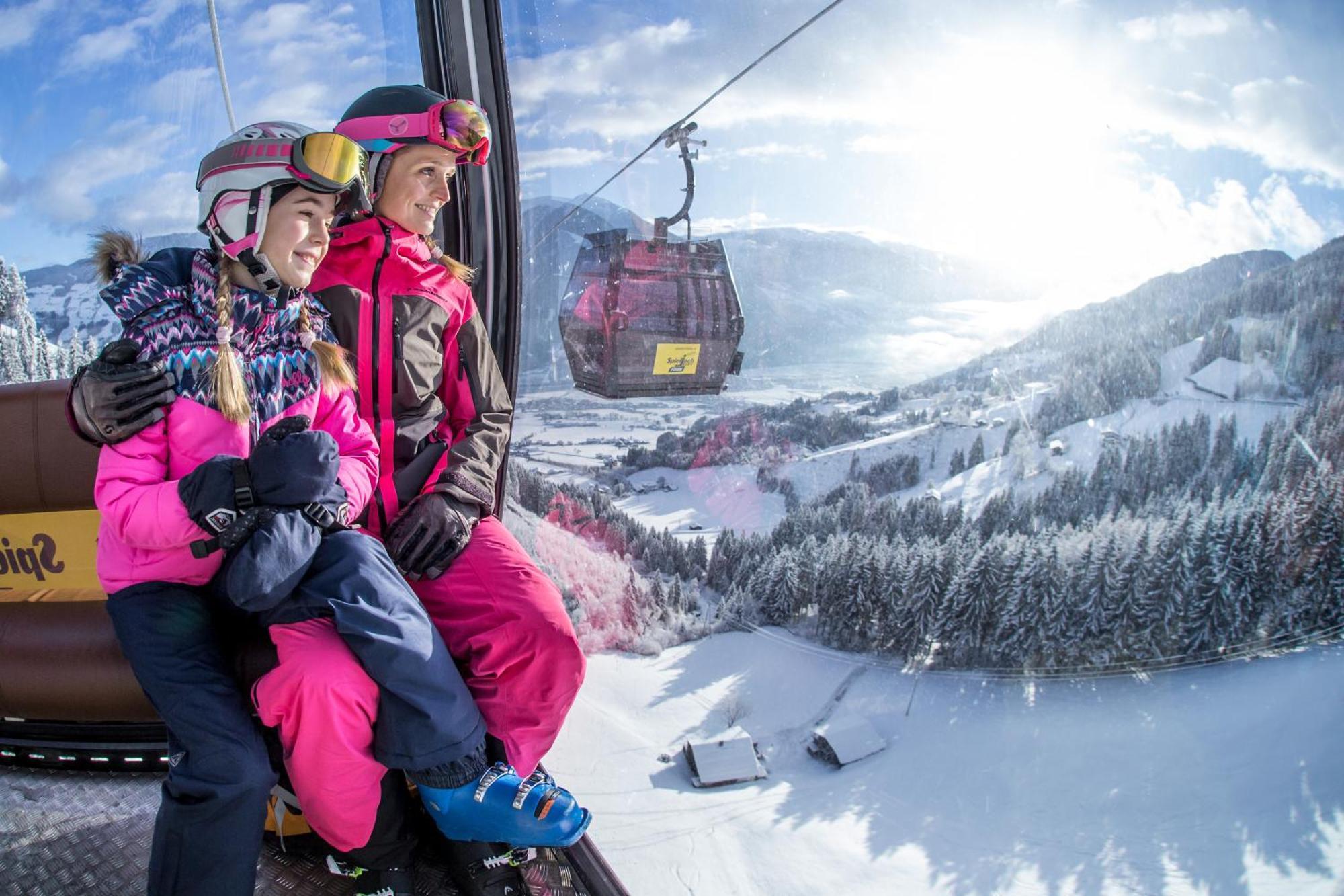 Familienwohnung Wildspitze Fugen Bagian luar foto